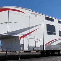 2008 Keystone FUZION FZ373, 8