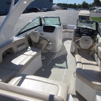 2012 Chaparral 264 Sunesta Runabout, 3