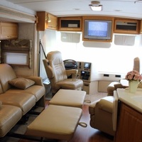2005 Winnebago Journey 36G, 9