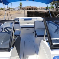 2016 Bayliner VR5, 13