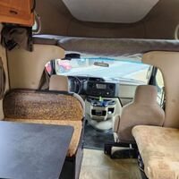 2012 Thor Majestic 19G, 13