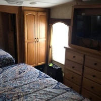 2010 Coachman Brookstone 366RE, 9