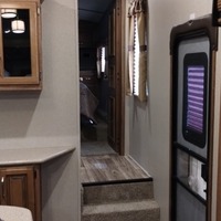2017 Keystone Laredo Super - Lite 297SRE Excellent, 7