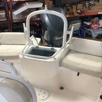 2011 Everglades Boats 230CC Center Console, 2