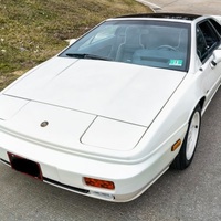 1988 Lotus Esprit Limited Edition, 2